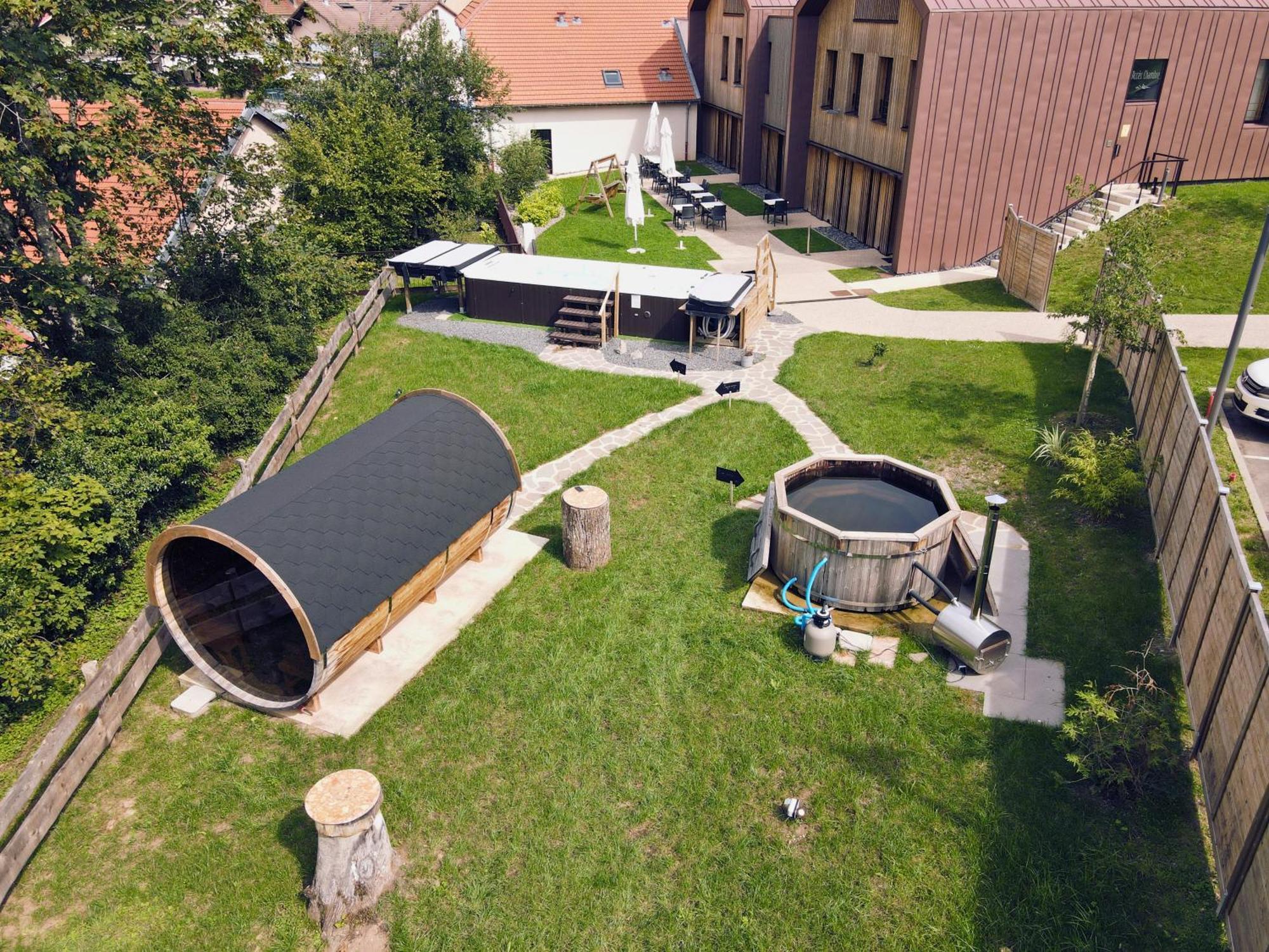 Logis Hotel Altitude Et Spa Pierre-Percée Eksteriør billede